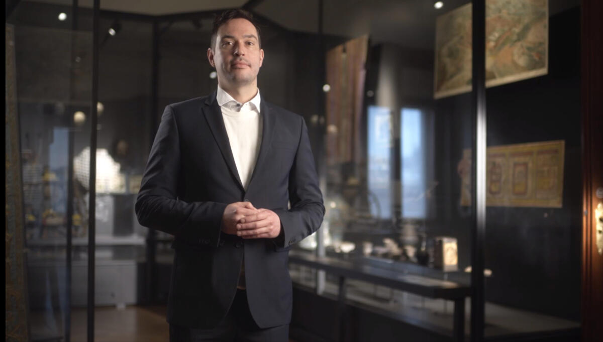 k&q_Glaubensfrage Kopftuch_Tobias Mörike_01_Metafilm